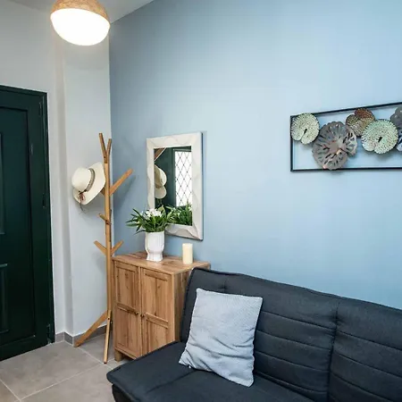 Katrin Kefalomandouko Corfu Apartment